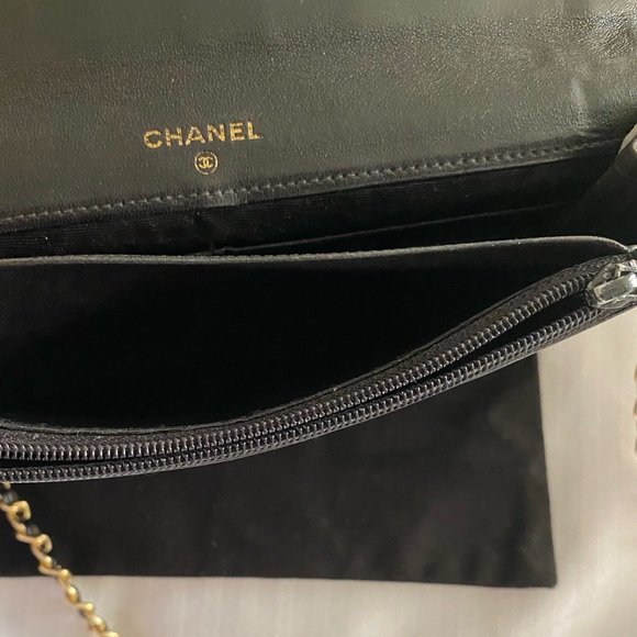 Authentic Black Leather Chanel - Picture 8 of 16